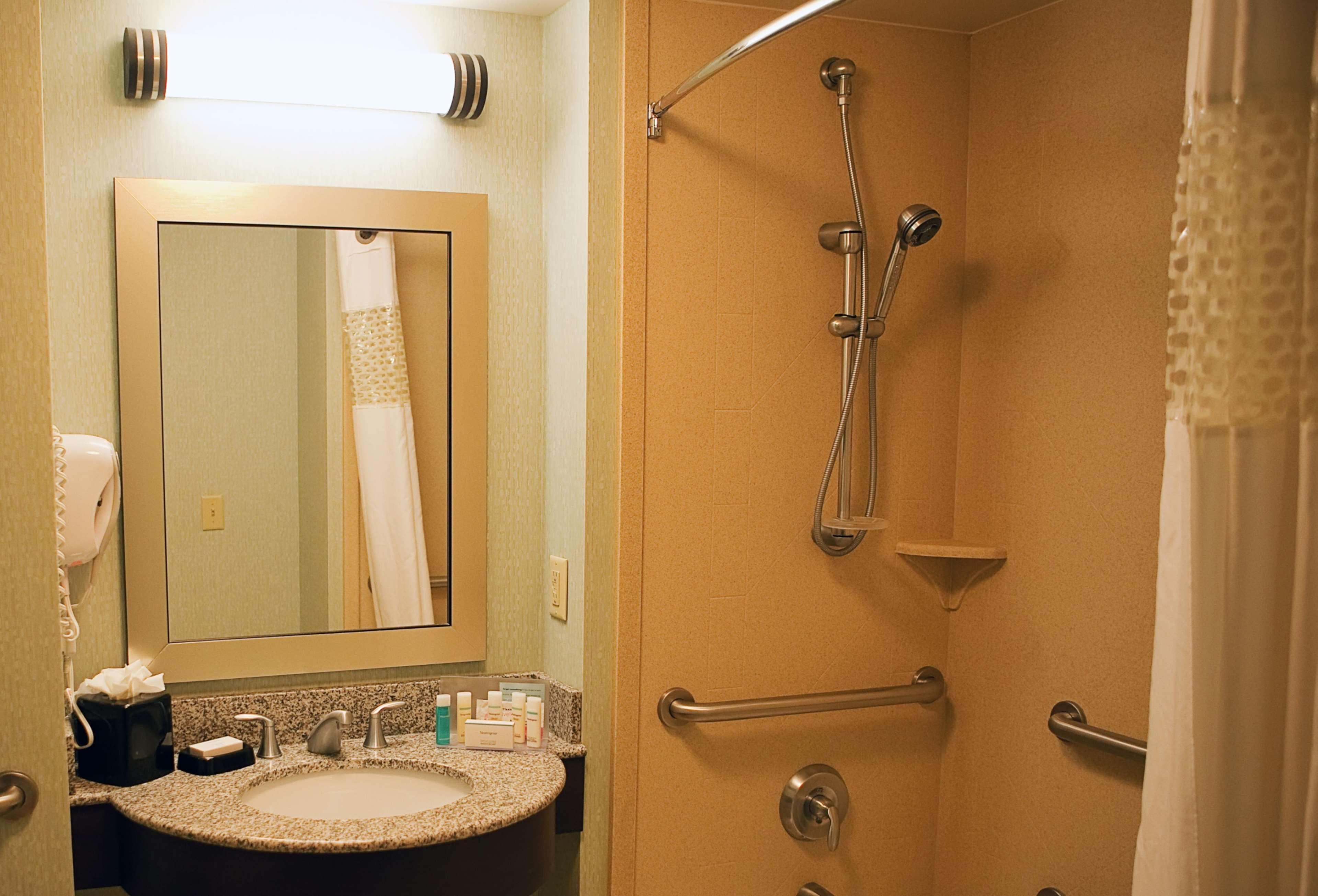Hampton Inn Colby Εξωτερικό φωτογραφία