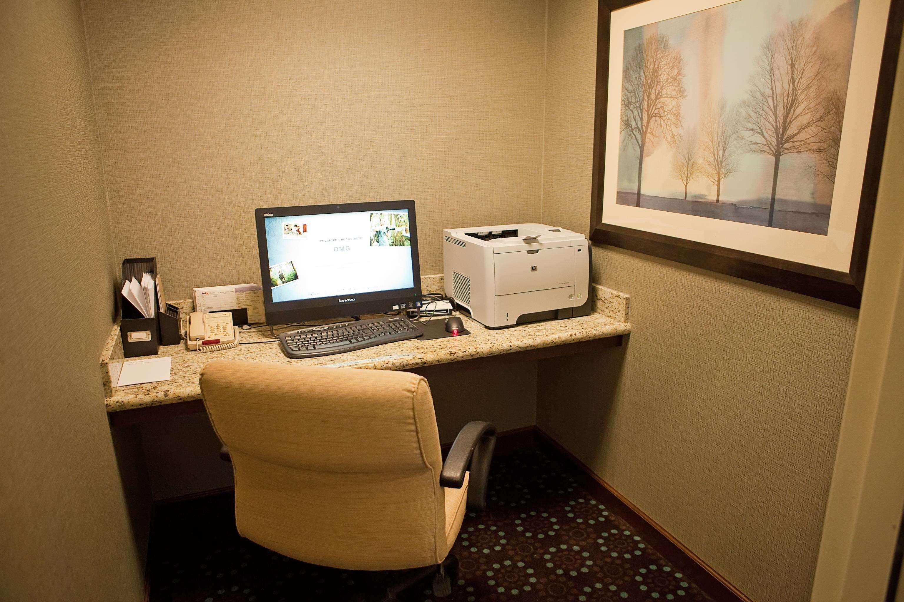 Hampton Inn Colby Εξωτερικό φωτογραφία