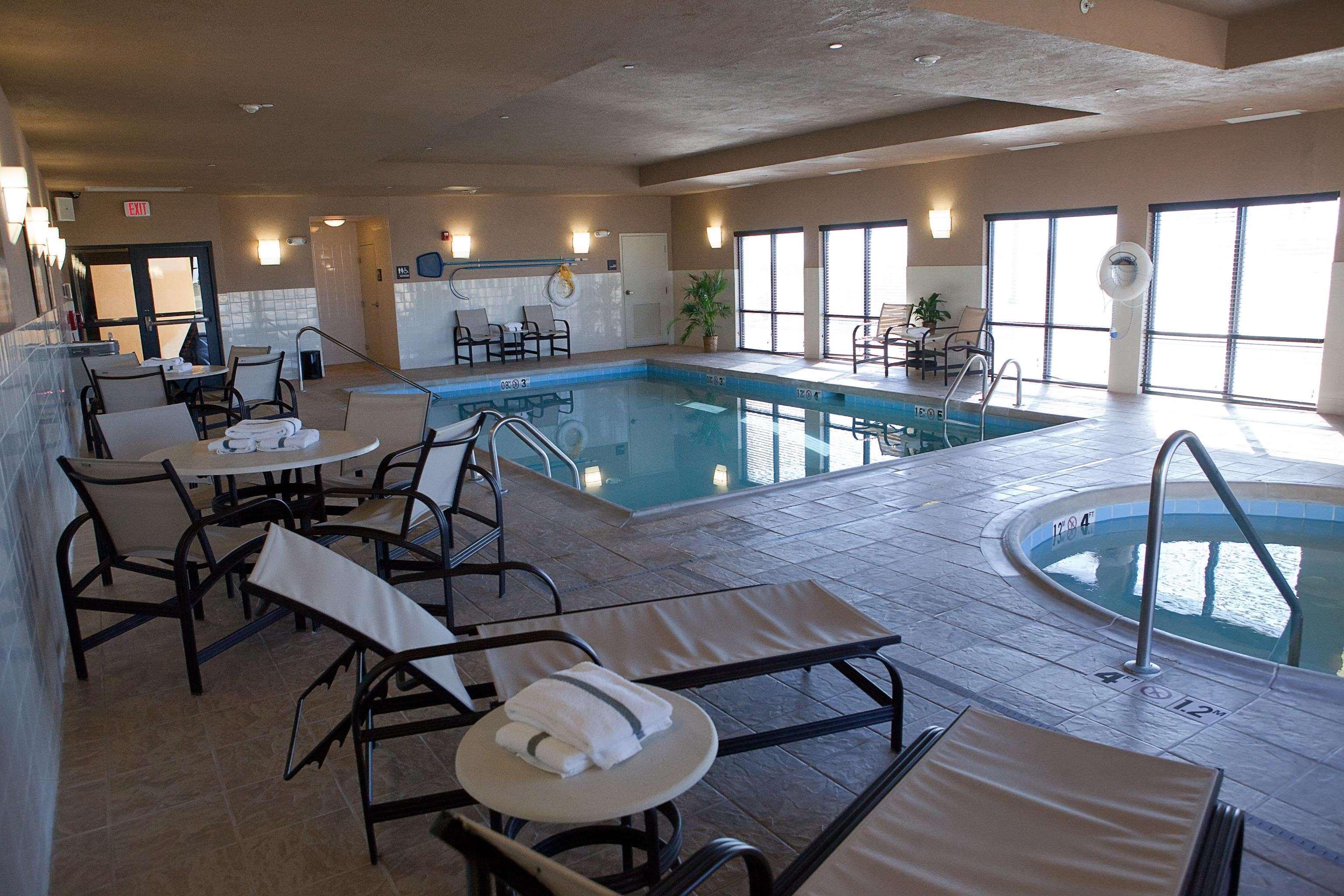 Hampton Inn Colby Εξωτερικό φωτογραφία