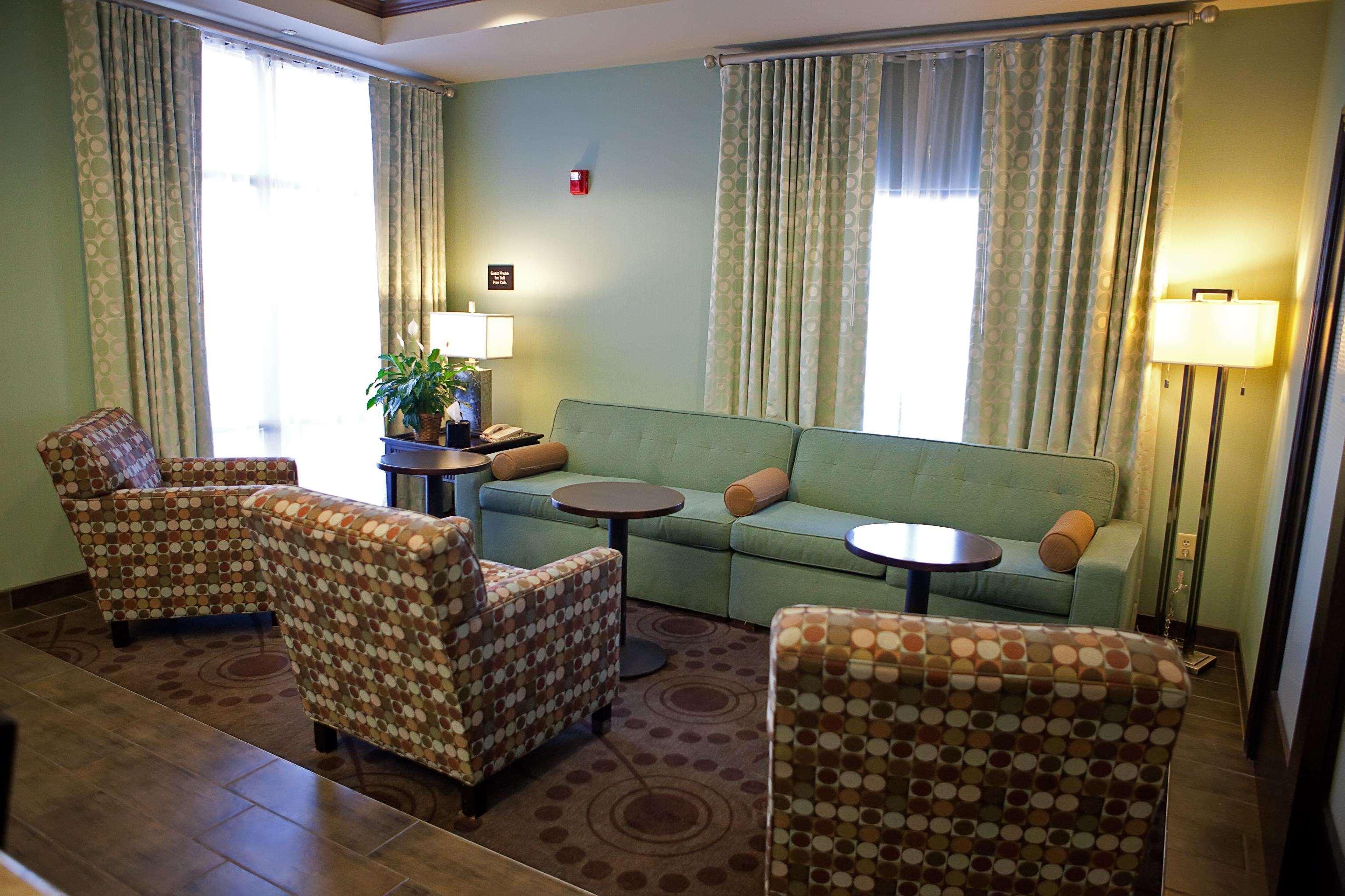 Hampton Inn Colby Εξωτερικό φωτογραφία