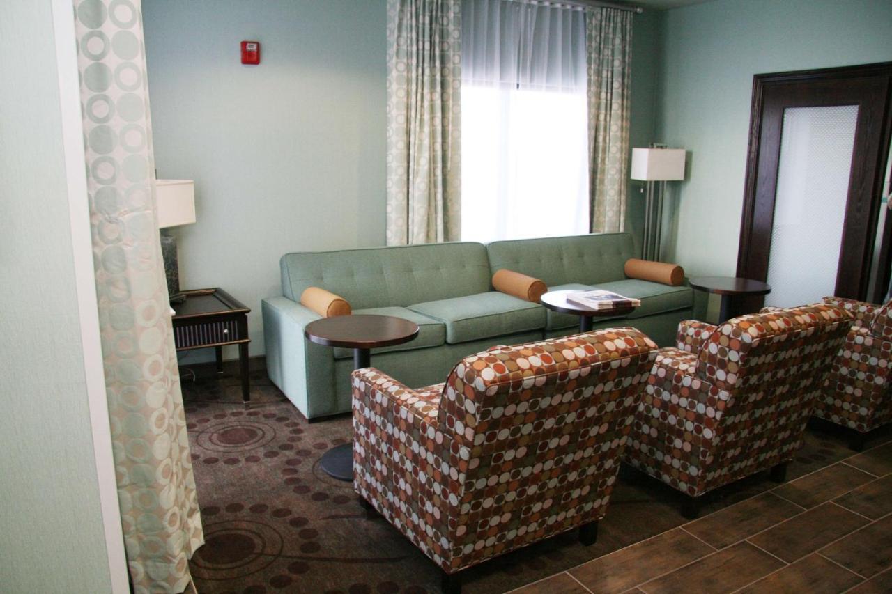 Hampton Inn Colby Εξωτερικό φωτογραφία